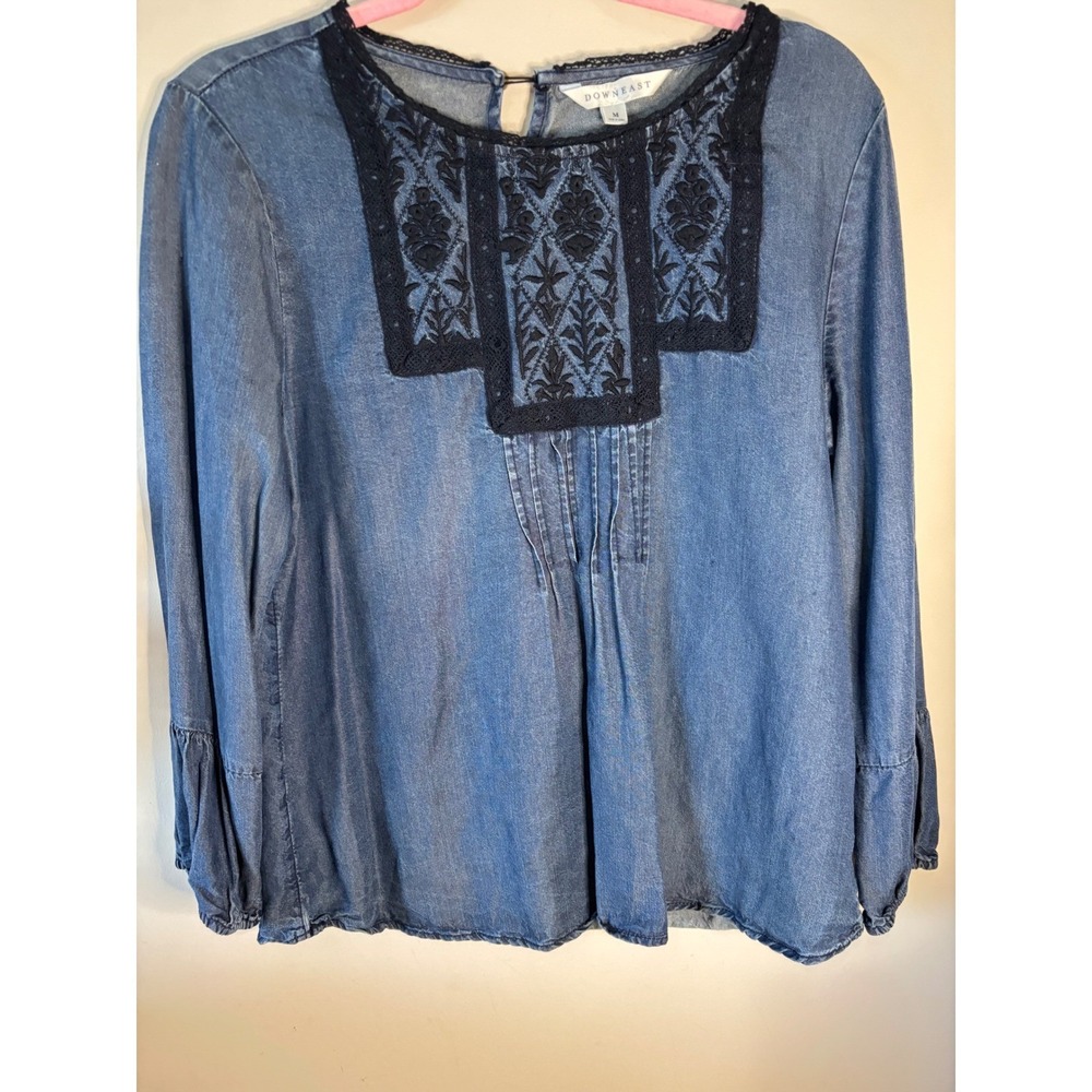 Downeast Womens Blue Lyocell Denim Blouse‎ Embroidered Lace Bib Ruffle Cuff M